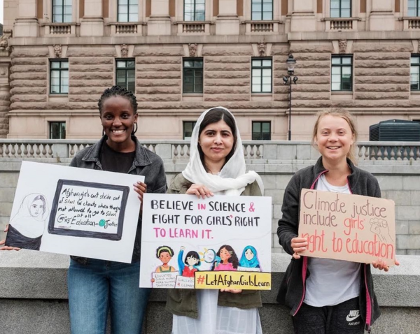 «Κάθε κορίτσι μπορεί να αλλάξει τον κόσμο, αν έχει τα σωστά εργαλεία»: Γιουσαφζάι- Τούμπεργκ μαζί για το κλίμα