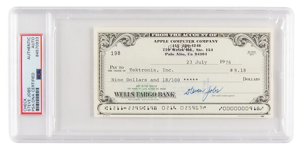 Επιταγή των 9,18 $ με την υπογραφή «Στιβ Τζομπς» βγαίνει στο σφυρί
