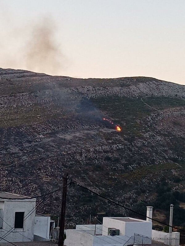 Φωτιά στην απείρανθο της Νάξου 