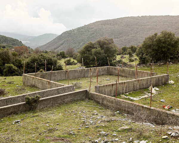 Η ελληνική επαρχία της Σώτης Τυρολόγου και του Τάσου Ζωίδη