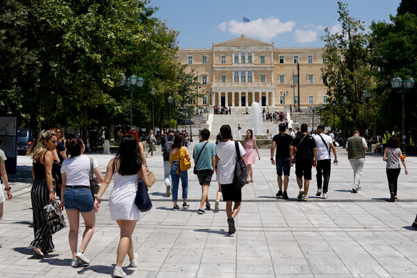 Κορωνοϊός- Υποπαραλλαγή ΒΑ.5: «Τέσσερις φορές πιο ισχυρή από συνηθισμένη γρίπη»- Νέες συστάσεις 