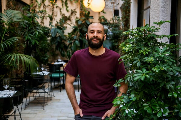 Αντώνης Μούγιας