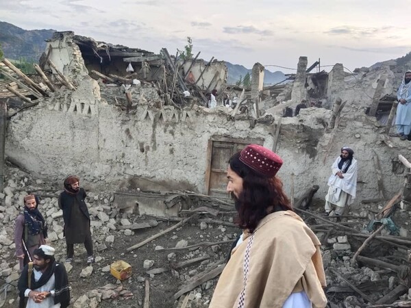 Αφγανιστάν: Τους 950 έφτασαν οι νεκροί από το «χτύπημα» του Εγκελάδου 