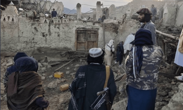 Αφγανιστάν: Τουλάχιστον 255 νεκροί από σεισμό 6,1 Ρίχτερ
