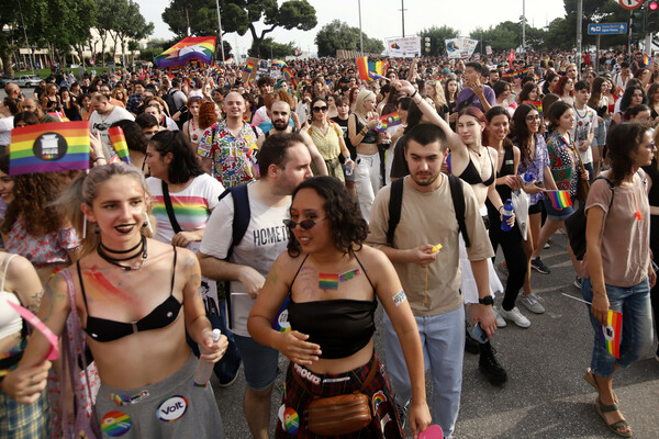 Thessaloniki Pride: Χρώματα, ουράνια τόξα και υπερηφάνεια με σύνθημα το «Μάθημα Αποδοχής»