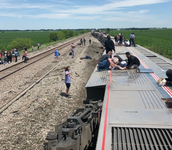 ΗΠΑ: Τρένο εκτροχιάστηκε στο Μιζούρι - Τραυματισμένοι «αρκετοί επιβάτες»