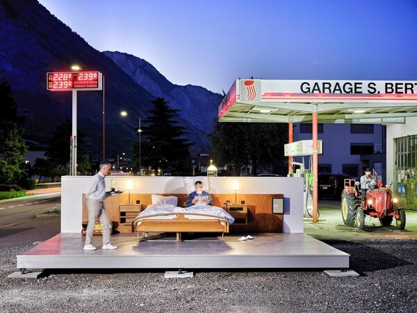 Το ελβετικό «ξενοδοχείο μηδέν αστέρων» προσφέρει άγρυπνες νύχτες και την ευκαιρία 