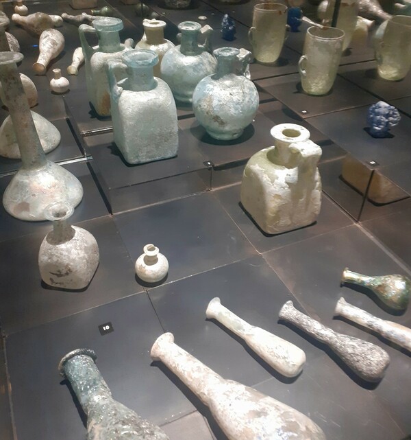 Περιοδική έκθεση «τάφῳ κτερίζειν» στο ανακαινισμένο Αρχαιολογικό Μουσείο Μήλου