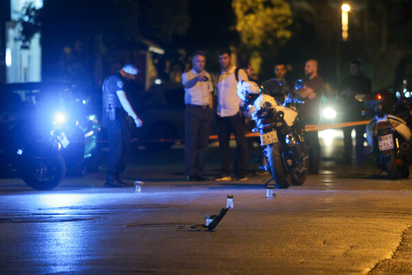 Δύο οι νεκροί των πυροβολισμών και της καταδίωξης το βράδυ του Σαββάτου στην Αθήνα - Κατέληξε ο τραυματίας 