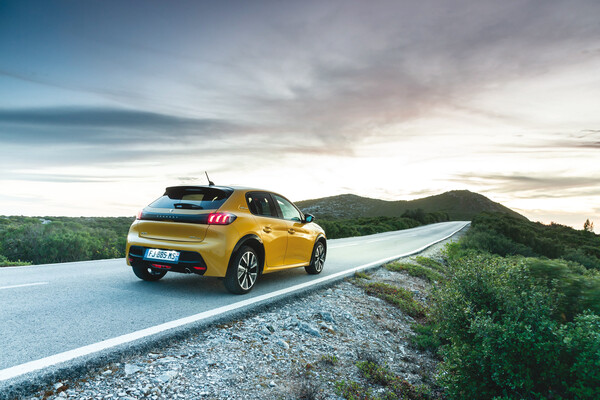 Peugeot 208: Ο βασιλιάς των λιονταριών