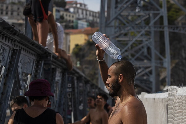 Κύμα καύσωνα πλήττει Ισπανία και Πορτογαλία- Σε συναγερμό για πυρκαγιές	