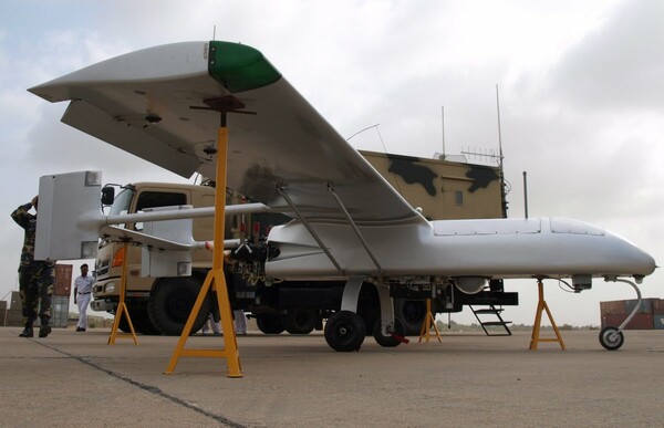 Λευκός Οίκος: Το Ιράν θα προμηθεύσει τη Ρωσία με αεροσκάφη UAVs 