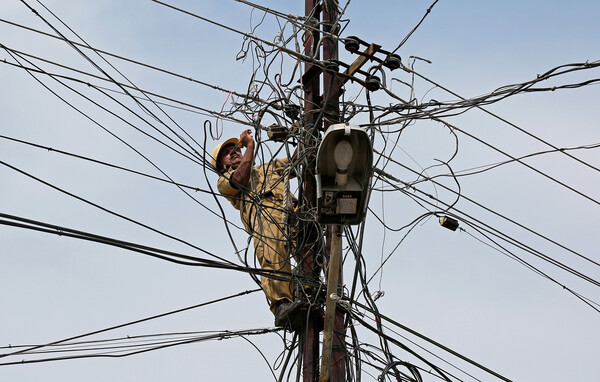 Power Pass: Από την Παρασκευή οι πληρωμές, λέει ο Κώστας Σκρέκας