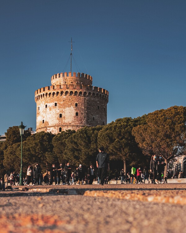 Το TIME ξεχώρισε τα κορυφαία μέρη του 2022 -Μια ελληνική πόλη «καλεί» τους καλοφαγάδες