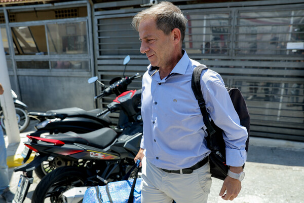 Αποφυλακίστηκε ο Δημήτρης Λιγνάδης - «Ποτέ δεν πίστεψα ότι η ελληνική δικαιοσύνη θα παρασυρθεί»