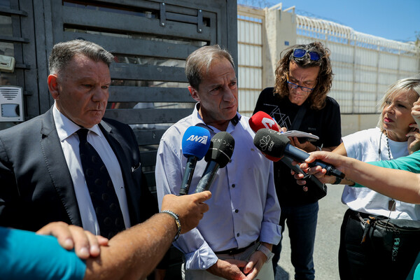 Αποφυλακίστηκε ο Δημήτρης Λιγνάδης - «Ποτέ δεν πίστεψα ότι η ελληνική δικαιοσύνη θα παρασυρθεί»