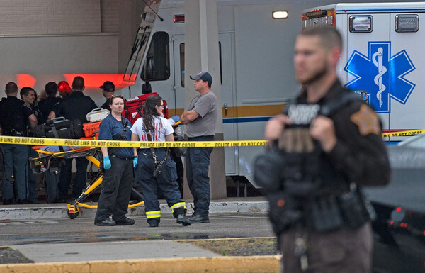 Indiana shooting: gunman kills three in Greenwood Park mall attack