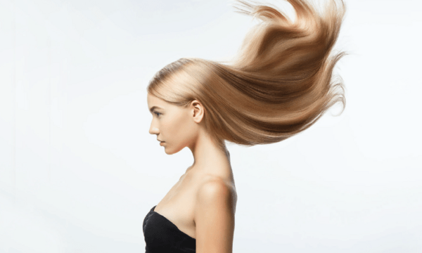 Ανακαλύψτε όλα τα οφέλη του Miracle Serum και των θεραπευτικών shots του Pantene που εισχωρούν στην τρίχα σε βάθος τριών επίπεδων