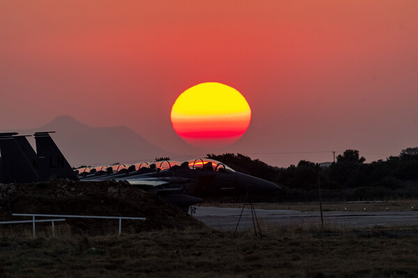 Meteo: «Δύσκολες και επικίνδυνες συνθήκες τη νέα εβδομάδα» –Πολύ αυξημένος ο κίνδυνος εκδήλωσης πυρκαγιών