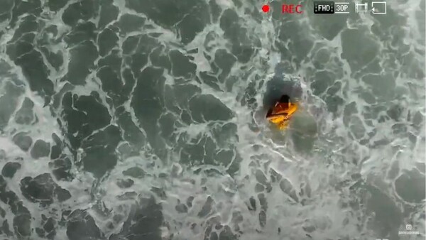 Drone-ναυαγοσώστης έσωσε παιδί που πνιγόταν στη Βαλένθια