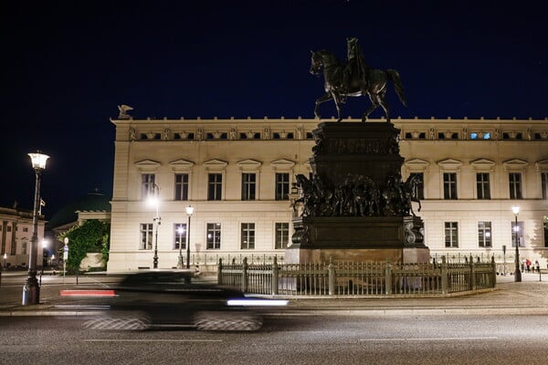 Berlin turns off the lights in a bid to save energy