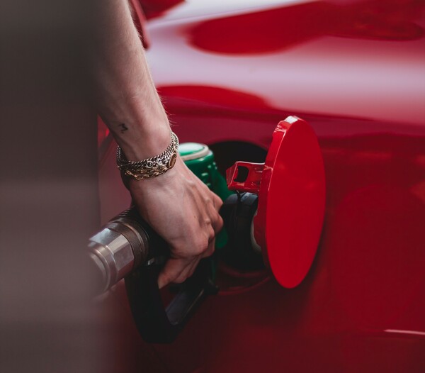 Fuel Pass 2: Ανοιχτή για όλους η πλατφόρμα για την επιδότηση καυσίμων