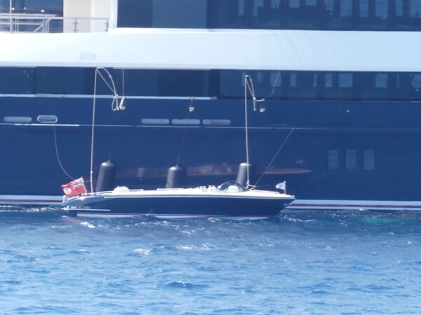 Καναδός δισεκατομμυριούχος αγόρασε το σούπερ γιοτ του Σπίλμπεργκ και ήρθε για διακοπές στη Σκιάθο