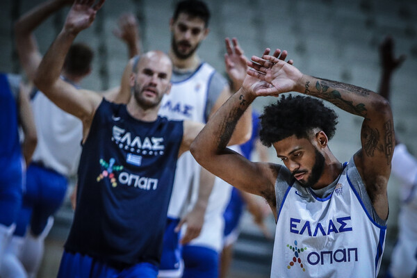 Εθνική Μπάσκετ: Ενσωματώθηκαν Γιάννης και Θανάσης Αντετοκούνμπο και Τάιλερ Ντόρσεϊ