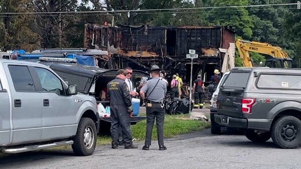 Πενσιλβάνια: Πυροσβέστης διαπίστωσε πως οι νεκροί φωτιάς που κλήθηκε να σβήσει, ήταν η οικογένειά του