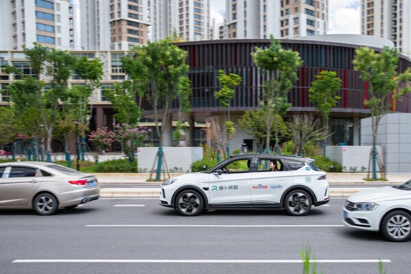 Ρομποταξί χωρίς οδηγό θα κυκλοφορούν σε δρόμους της Κίνας - «Στιγμή ισάξια με την προσσελήνωση»