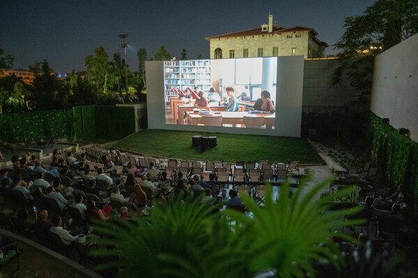 Cine Πολεμικό Μουσείο: Ένα ονειρικό σινεμά στο κέντρο της Αθήνας 