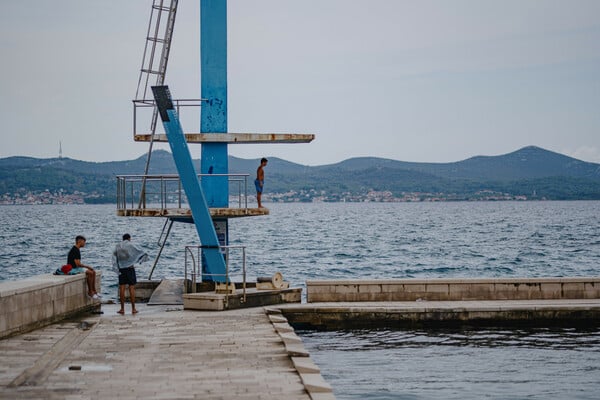 Πως ερωτεύτηκα μια άλλη θάλασσα (ακούγοντας Μπαχ το Δεκαπενταύγουστο) 