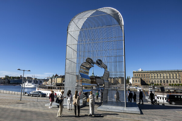 Ai Weiwei Unveils Thought-Provoking Cage Installation Commenting on Refugees in Europe