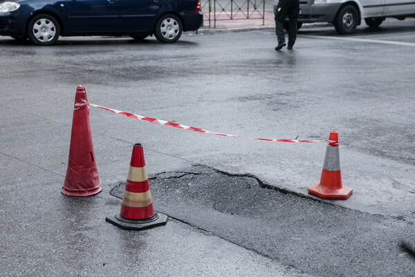 Εικόνες από τη νεροποντή στην Αττική