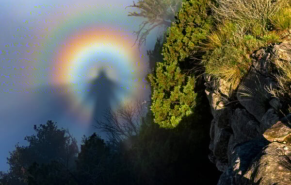 Weather Photographer of the Year: Μαγικά ουράνια τόξα, κεραυνοί και ακραία καιρικά φαινόμενα