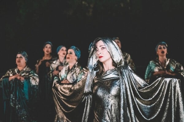 Τελευταία στάση: Αθήνα - Οι παραστάσεις του καλοκαιριού ολοκληρώνουν τον κύκλο τους