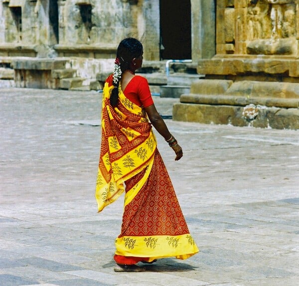 Ινδία: Άνδρας πυρπόλησε κορίτσι επειδή αρνήθηκε να τον παντρευτεί