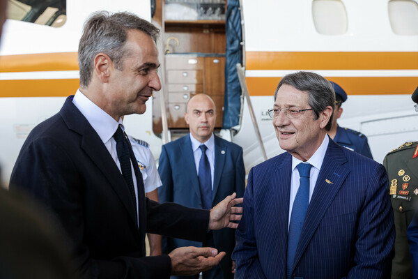 Παραδόθηκε το αεροσκάφος που δώρισε η Ελλάδα στην Κυπριακή Δημοκρατία