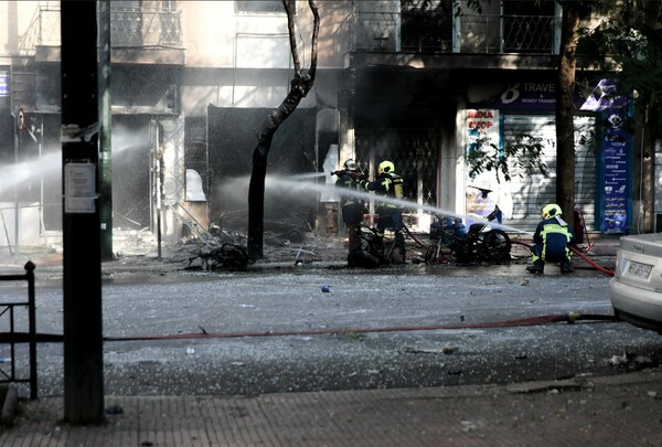 Αχαρνών: Βίντεο από την έκρηξη και τη φωτιά σε κτίριο - Ένας σοβαρά εγκαυματίας