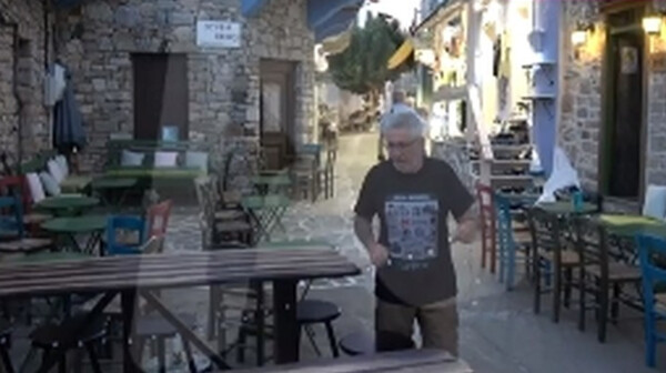 Στάθης Παναγιωτόπουλος: Δεν πηγαίνει κανείς στο μαγαζί του στην Αλόννησο