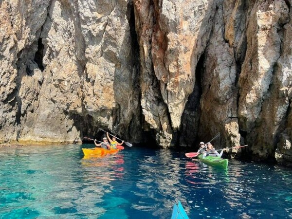 Times: Τα δέκα καλύτερα ελληνικά νησιά για ήρεμες διακοπές