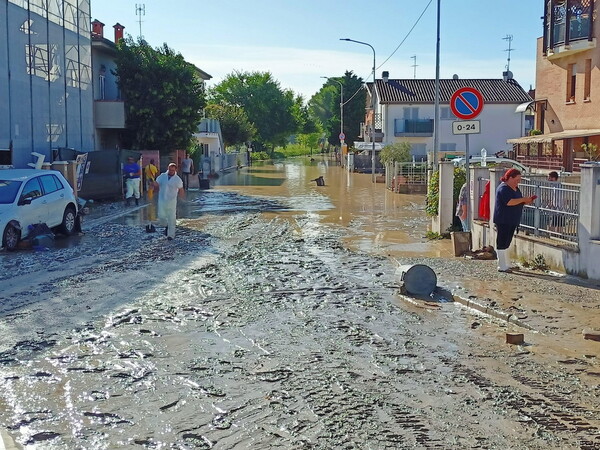 Ιταλία: Νεκροί, αγνοούμενοι και εικόνες καταστροφής από τις πλημμύρες - «Αποκάλυψη»