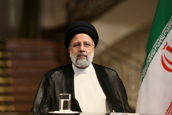 Ιράν: «Όσοι διαταράσουν την ηρεμία της χώρας θα αντιμετωπιστούν με αποφασιστικότητα» λέει ο πρόεδρος Ραϊσί
