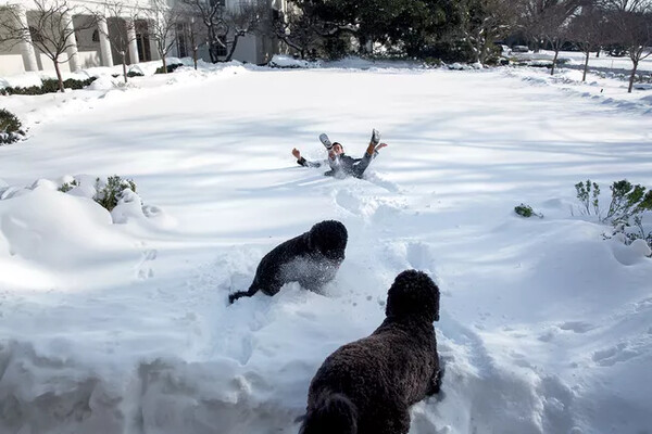 First Look: Obama Photographer Reveals Quirky Scenes, Emotional Moments and Fun Secrets of White House Life