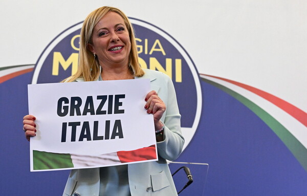 Τζορτζια Μελόνι με μήνυμα «ευχαριστώ Ιταλία»