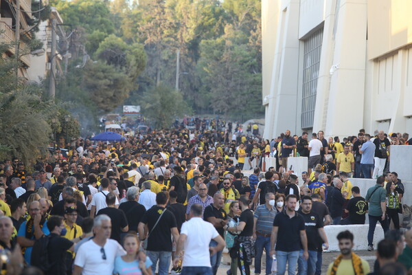 Κατάμεστη η «Αγιά Σοφιά-OPAP Arena» - Ο «Άγιος» Μελισσανίδης χόρεψε ποντιακά πριν τα εγκαίνια