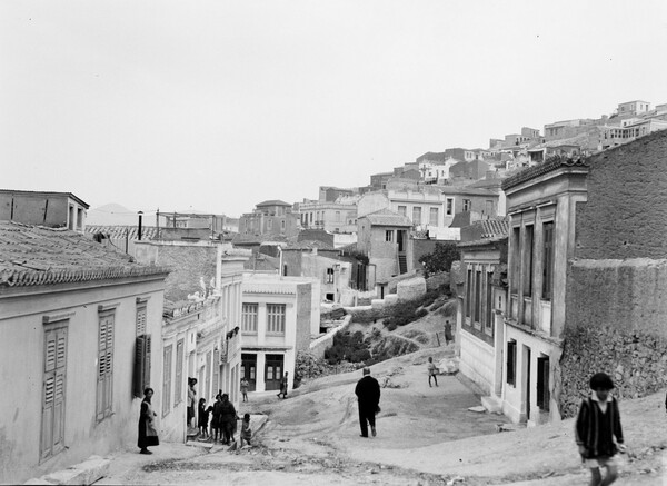Πέντε σπάνιες φωτογραφίες από τον Πειραιά του 1928