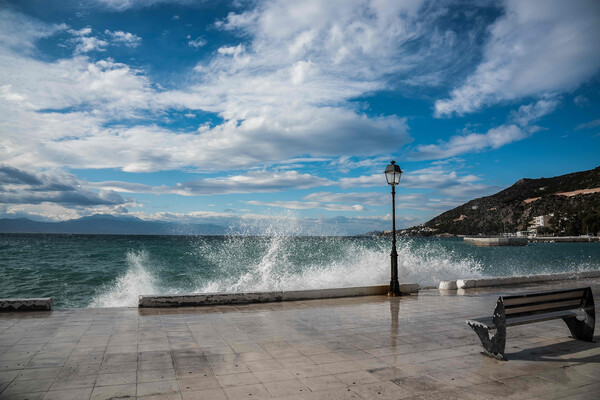 Κύμα σε προβλήτα