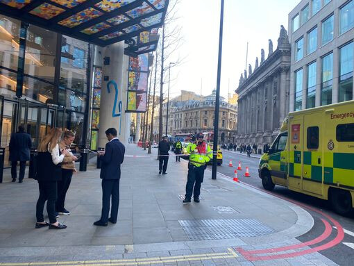 Λονδίνο: Επίθεση με μαχαίρι- Πληροφορίες για τραυματίες