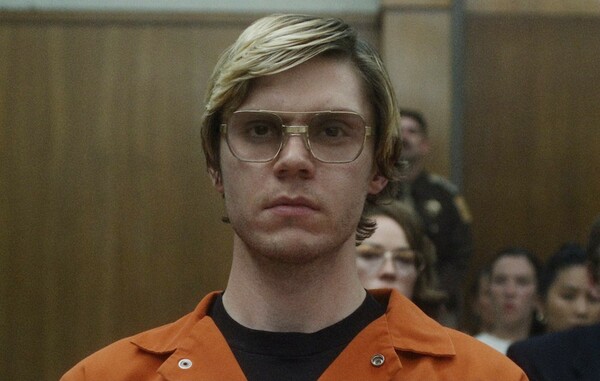 «Monster: The Jeffrey Dahmer Story»: Νέα καταγγελία για τη σειρά του Netflix-«Δεν έγινε έτσι» λέει μητέρα θύματος 